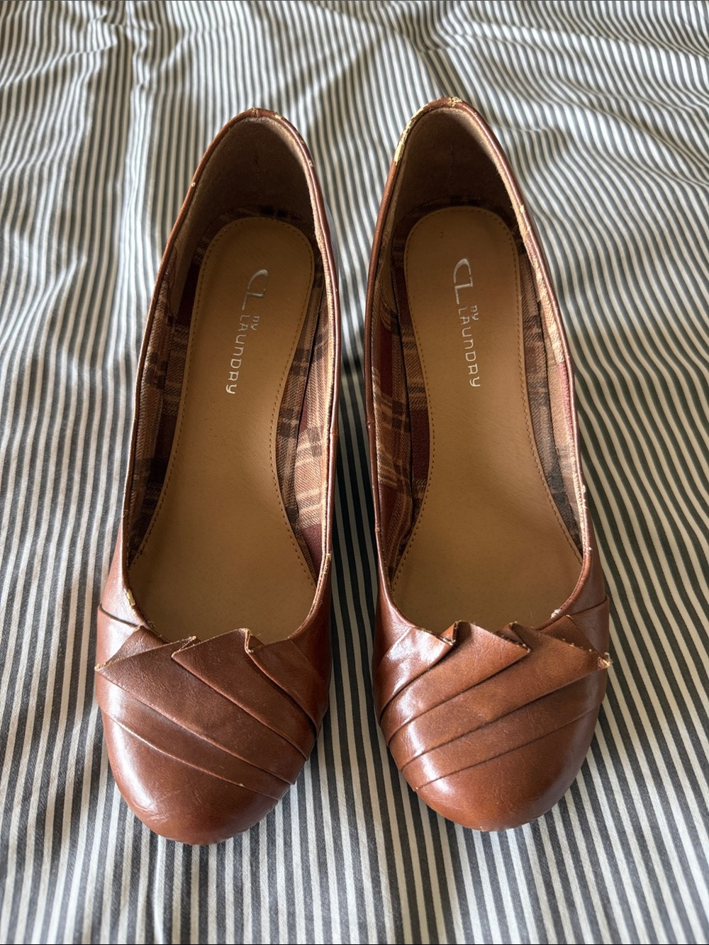CL by Laundry Copper Brown Pleated Wedges
